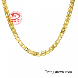 Để tạo dựng những điều đó thì phụ kiện trang sức chính là yếu tố giúp hình ảnh của phái mạnh tăng thêm phong độ, sức hấp dẫn trong mắt người đối diện. 