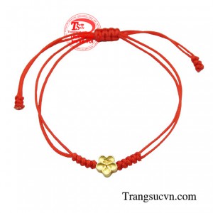 Không chỉ thế, từng đường nét được điêu khắc một cách tỉ mỉ đến từng chi tiết.