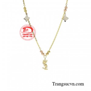 Hoặc nếu như bạn đang tìm kiếm một món quà ý nghĩa để dành tặng người thân, đừng bỏ qua chiếc lắc chân độc đáo và xinh xắn này nhé. 