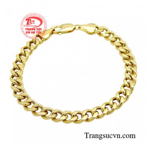 Lắc tay phái mạnh phong cách mang tính biểu tượng, thể hiện cá tính và sự tôn trọng bản thân giúp cho phái mạnh dễ dàng hơn trong việc giao tiếp với các mối quan hệ. 