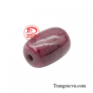 Ruby đã khẳng định được đẳng cấp của chính nó, mang lại vẻ đẹp độc đáo thu hút mọi ánh nhìn.