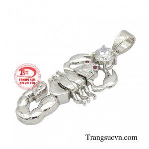 Chính vì vậy mà các chàng trai không nên bỏ qua một phụ kiện rất quan trọng giúp bạn khẳng định phong cách thời trang cá tính của mình đó chính là mặt dây bọ cạp thời trang.