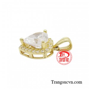 Biểu tượng trái tim tượng trưng cho tình yêu mãnh liệt, cảm xúc ngọt ngào và mang lại may mắn