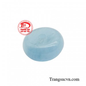 Aquamarine mang trong mình những quyền năng giúp bảo vệ chủ nhân khỏi những điềm xấu và giải trừ tà khí.