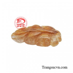 Đặc biệt là thạch anh tóc vàng giúp xua đuổi nỗi ưu phiền. 