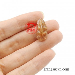 Chỉ những ai thuộc 2 mệnh này khi sử dụng đá thạch anh tóc vàng mới phát huy được hết tác dụng của nó.