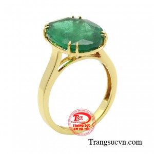 Nhẫn nữ emerald quý phái