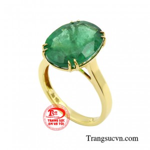 Nhẫn nữ emerald thu hút vận may, mang lại thành công trong kinh doanh