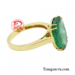 Trang sức Emerald còn khẳng định đẳng cấp của chủ nhân.