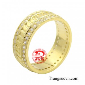 Nhẫn phong độ thời trang được lấy ý tưởng từ hình ảnh lịch lãm, tinh tế cùng sự phong độ đỉnh cao của phái mạnh. 