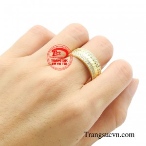 Món phụ kiện tuy nhỏ nhưng lại là nguồn sức mạnh giúp đấng mày râu chinh phục mọi người xung quanh.