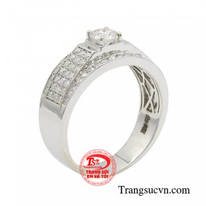 Nhẫn quý ông lịch lãm với nét đẹp hiện đại đang là sự lựa chọn tuyệt vời dành cho các quý ông muốn thể hiện bản lĩnh và sự đĩnh đạc.