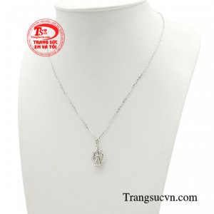 Đó là cảm giác tự do, thoát khỏi những ràng buộc của cuộc sống thường nhật. 