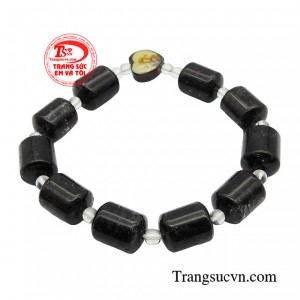 Điều này giúp người đeo rèn luyện tính kỷ luật hơn, biết kiểm soát bản thân và tập trung vào những điều quan trọng.