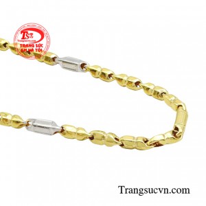 Chính sức hút ấy đã tạo nên một chàng trai tinh tế và lịch thiệp.