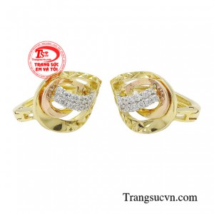 Với những ai đang muốn làm mới bản thân, đột phá hơn trong cá tính thì chắc chắn đây là một trong những thiết kế mà nàng không nên bỏ lỡ.