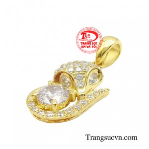 Cũng chính vì đặc tính ấn tượng của loài hồ ly mà biểu tượng này dần trở thành một xu hướng thời trang được rất nhiều chị em ưa ái lựa chọn.