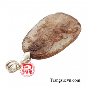 Người tuổi này mang Phật Bản Mệnh Hư Không Tạng Bồ Tát bên mình để có thể hóa giải năng lượng xấu và tăng cường các mối quan hệ tốt đẹp, phù trợ cho sự nghiệp.