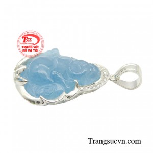 Giúp chủ nhân gặp được phước lành, quý nhân phù trợ trên con đường công danh. 