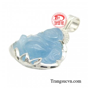 Ngoài ra, hình tượng di lặc giúp người đeo có được niềm hạnh phúc tuyệt đối, niềm vui vô tư lự. 