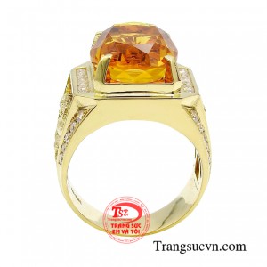 Với các doanh nhân hay những người làm chính trị, biểu tượng rồng phượng luôn khiến họ cảm thấy mình mạnh mẽ hơn, cao quý hơn.