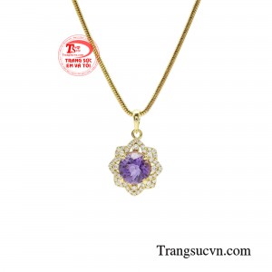 Do đó, món trang sức này vô cùng được chị em yêu thích lựa chọn và sử dụng. 