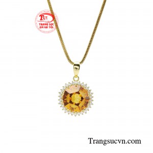 Trong phong thủy, loại đá này được xem “viên đá may mắn, thịnh vượng”, “viên đá thành công”, thu hút nhiều tài lộc, may mắn, thành công cho gia chủ. 