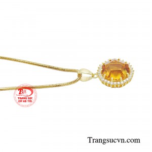 Khi sử dụng trang sức bằng đá thạch anh màu vàng, người đeo cảm thấy tự tin hơn đồng thời dễ dàng thiết lập, cải thiện những mối quan hệ xung quanh.