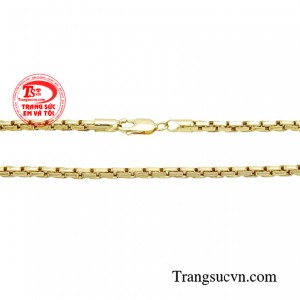 Chính là hiện thân cho chuẩn mực mới của trang sức tinh tế, một điểm nhấn thời trang không thể thiếu trong việc khẳng định phong cách cá nhân và vượt qua giới hạn chính mình.