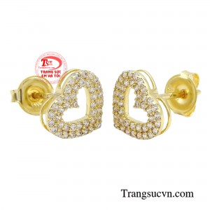 Nếu bạn là một cô gái yêu thích những món đồ trang sức bằng chất liệu vàng sang trọng thì khuyên tai vàng 10k hình trái tim này sẽ là một trong những sự lựa chọn hàng đầu dành cho bạn. 