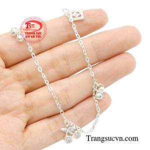 Mang đến vẻ đẹp phá cách, khác biệt đầy cuốn hút.