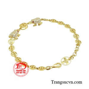 Không chỉ đáp ứng nhu cầu làm đẹp, thiết kế còn gửi gắm đến nàng hy vọng về  sự thành công thăng tiến trong công việc. 