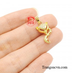 Thế nên người ta tin rằng nếu đeo một món trang sức Hồ ly thì mọi sự sẽ thuận lợi, vận may trong chuyện tình cảm sẽ gia tăng.