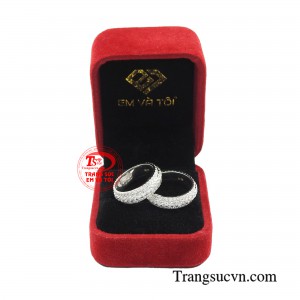 Đó không còn là cuộc sống độc thân như trước mà vợ chồng phải cùng nhau xây dựng cho mái ấm nhỏ của mình.