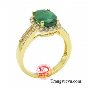Nhẫn nữ emerald kiêu sa