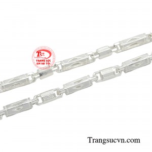 Chất liệu bạc ta cao cấp an toàn với các bé yêu