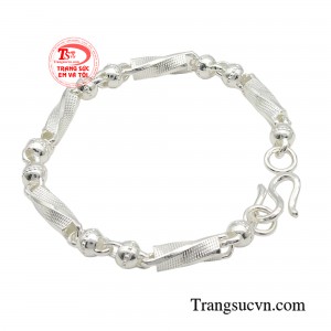 Từ đó thành công hơn trong công cuộc xây dựng phong cách cá nhân và phong thái tự tin của mình