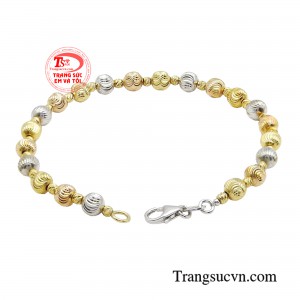 Ngay từ khi ra mắt, sản phẩm đã đốn tim hội chị em chỉ trong tích tắc. 