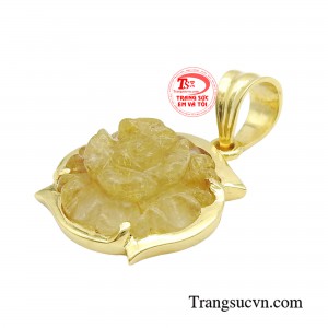 Thạch anh tóc vàng giúp người đeo đạt được nhiều thành công trên con đường sự nghiệp. 