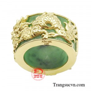 Cùng với đó là sự kết hợp giữa vàng và ngọc cẩm thạch mang đến tiền tài và danh vọng cho người sở hữu.