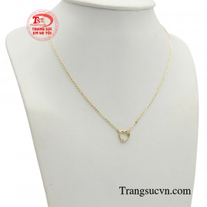 Thiết kế mang một biểu tượng tuyệt vời của tình yêu và sự kết nối vĩnh cữu của ánh sáng.