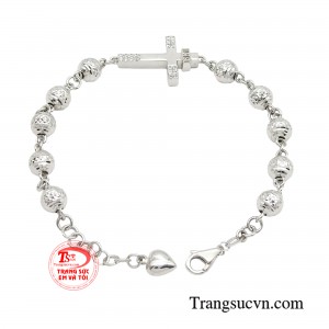 Với những ý nghĩa tuyệt vời lắc tay bi thánh giá xứng đáng là món quà không thể nào thích hợp hơn để dành tặng những người bạn thương yêu như một niềm hy vọng rằng họ sẽ luôn hạnh phúc và an yên.