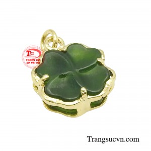 Cánh thứ ba đại diện cho may mắn, mang lại những cơ hội và sự thuận lợi.