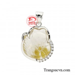 Mặt dây thạch anh cửu vĩ hồ ly được cho là rất linh nghiệm đối với những cô nàng đang cô đơn.