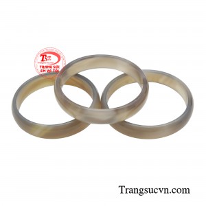Ngoài ra, nó còn có thể loại bỏ những tiêu cực, xui xẻo giúp mang lại cảm hứng tươi mới, thúc đẩy sự sáng tạo hiệu quả.