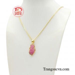 Khắc họa trong từng đường nét dáng vẻ mềm mại và tinh tế của nàng Hồ ly chuẩn phong thủy với: 9 chiếc đuôi bồng bềnh uốn lượn, ánh mắt tinh anh và chiếc mũi nhọn nhạy bén