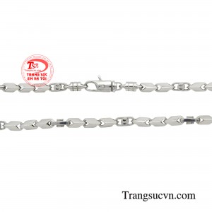 Sản phẩm tạo điểm nhấn bởi chất liệu vàng trắng sắc lạnh