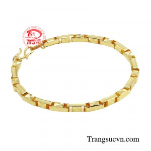Đây sẽ là món quà lý tưởng vừa có ý nghĩa làm đẹp, tăng vẻ sang trọng, vừa đem lại nhiều may mắn, thành công cho sự nghiệp và cuộc sống của nam giới.
