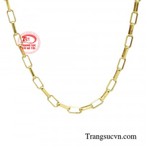 Nếu chàng theo đuổi phong cách đơn giản, thanh lịch, thì đây chắc chắn là mẫu lắc tay chân ái không thể bỏ qua trong tủ đồ.