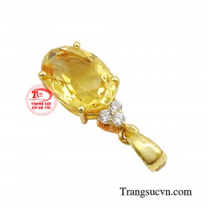 Mang đến sự thanh lịch, quyền quý mà không hề phô trương cho người đeo.